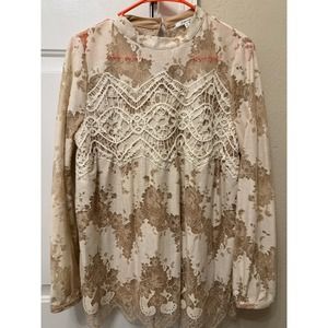 Beautiful‎ lace top
